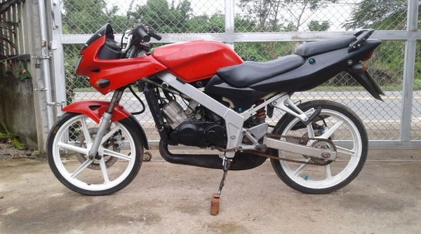 ขาย Honda LS125 เล่มพร้อมโอนภาษีขาด รถเดิมเครื่องดีระบบไฟออกทุกจุดเหมาะเก็บสะสม