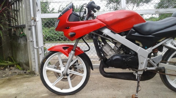 ขาย Honda LS125 เล่มพร้อมโอนภาษีขาด รถเดิมเครื่องดีระบบไฟออกทุกจุดเหมาะเก็บสะสม ขาย Honda LS125 เล่มพร้อมโอนภาษีขาด รถเดิมเครื่องดีระบบไฟออกทุกจุดเหมาะเก็บสะสม