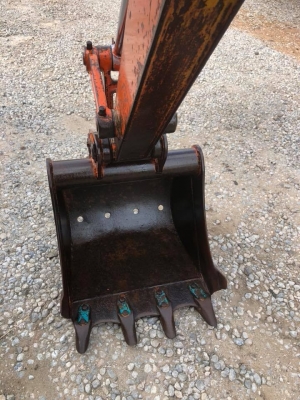 ขายด่วน 270,000 บาท แบคโฮเล็ก คูโบต้าKH-033 เครื่องยนต์ดีเซล 4 สูบ ปั๊มนิ้ว ปั๊มแรงทำงานเร็ว ไม่มีโหลด รถนำเข้าญี่ปุ่น ไม่เคยใช้งานในไทยมาก่อน