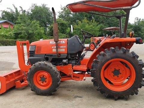 ????????สินค้าเข้าใหม่KOBOTA รุ่น L3408งามๆ???????? อุปกรณ์3ชิ้นใบดันหน้า+ผาน+โรตารี่  พร้อมใช้งาน รถทำงาน2013ชม.ราคา210000บาท ⛽????มีบริการจัดส่งฟรีคะ สนใจ????????ติดต่อสอบถามรายละเอียด0906910337 ????????พิกัดร้านส.เจริญแทรกเตอร์ อ.บางระกำ จ.พ