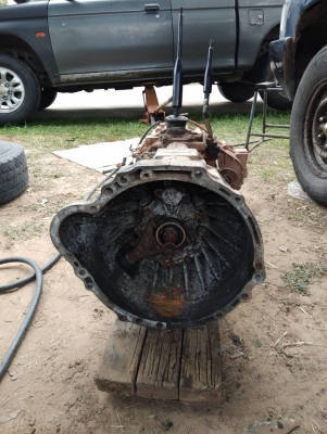 ขายเกียร์ ฟรอนเทียร์ 3000 4*4 สภาพสวย ไม่เคยแกะ ขายเกียร์ ฟรอนเทียร์ 3000 4*4 สภาพสวย ไม่เคยแกะ