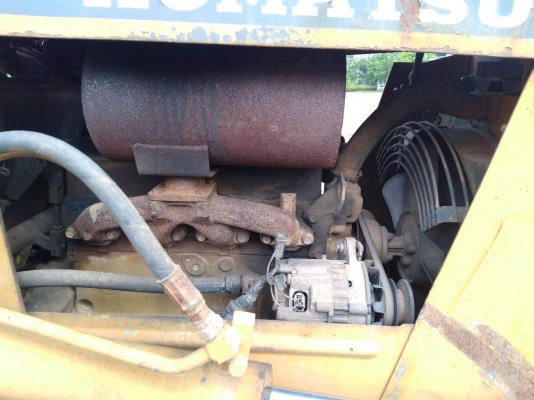 ขายรถแทรคเตอร์ KOMATSU D20P-6 สไลด์ใบมีดได้ 6 ทิศทาง ราคา 200000