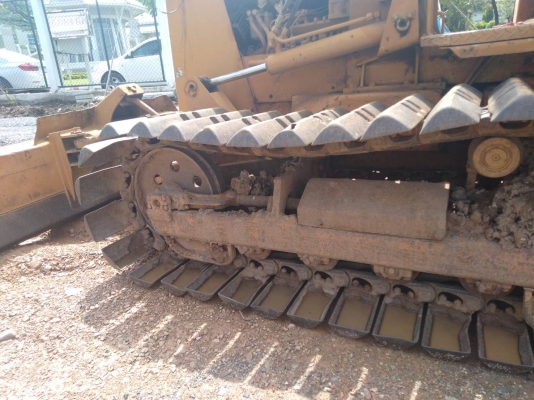 ขายรถแทรคเตอร์ KOMATSU D20P-6 สไลด์ใบมีดได้ 6 ทิศทาง ราคา 200000