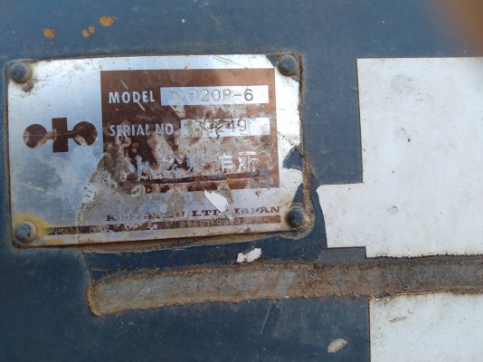 ขายรถแทรคเตอร์ KOMATSU D20P-6 สไลด์ใบมีดได้ 6 ทิศทาง ราคา 200000