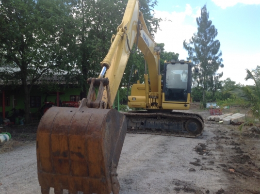 ขายรถแบคโฮ KOMATSU PC130-8 ไมล์ 1800 ชม.ราคา 1,950,000