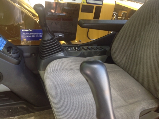 ขายรถแบคโฮ KOMATSU PC130-8 ไมล์ 1800 ชม.ราคา 1,950,000