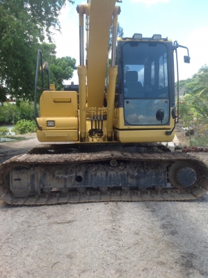 ขายรถแบคโฮ KOMATSU PC130-8 ไมล์ 1800 ชม.ราคา 1,950,000
