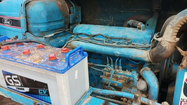 ขายรถคีบอ้อยFORD 6610 สภาพพร้อมใช้งาน ราคา350,000บาทต่อรอง เล่มทะเบียนติดต่อคุณอ๊อฟ พิจิตร 086-737-9991 ขายรถคีบอ้อยFORD 6610 สภาพพร้อมใช้งาน ราคา350,000บาทต่อรอง เล่มทะเบียนติดต่อคุณอ๊อฟ พิจิตร 086-737-9991