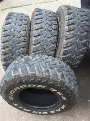 Maxxis MT764 ขนาด 30-9.5-15 ปลายปี16 สวยๆ 1ชุด Maxxis MT764 ขนาด 30-9.5-15 ปลายปี16 สวยๆ 1ชุด