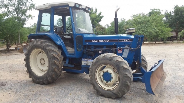 ขายรถไถ FORD 7810 2เพลาคาราโล้