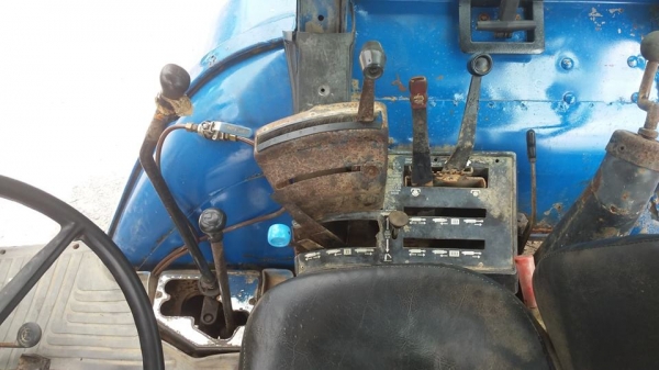 ขายรถไถ FORD 7810 2เพลาคาราโล้