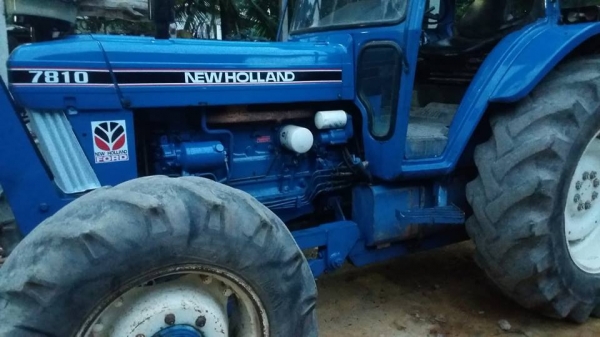 ขายรถไถ FORD 7810 2เพลาคาราโล้