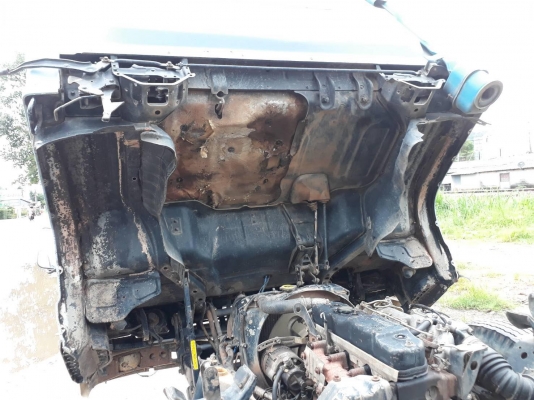 ขายรถ 6 ล้อ ISUZU NPR 125 แรง ลดราคาเหลือ ***300,000