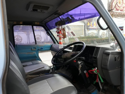 ขายรถ 6 ล้อ ISUZU NPR 125 แรง ลดราคาเหลือ ***300,000