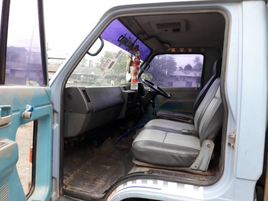 ขายรถ 6 ล้อ ISUZU NPR 125 แรง ลดราคาเหลือ ***300,000