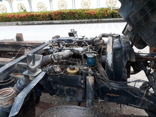 ขายรถ 6 ล้อ ISUZU NPR 125 แรง ลดราคาเหลือ ***300,000