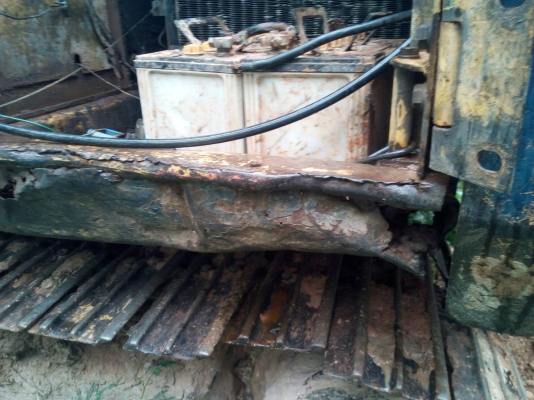 แบ็คโฮ KOMATSU PC120รุ่น5 เล่มทะเบียน เครื่องปั้มแรง ช่วงล่างดี ราคา440000บ. สนใจ0835601591