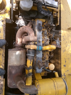 ขายด่วนแบ็คโฮKomastu PC200 ราคา320,000 ขายด่วนแบ็คโฮKomastu PC200 ราคา320,000