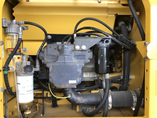 มาใหม่ครับ KOMATSU PC200-8MO สภาพสวยมาก พร้อมใช้งาน  6000 ชั่วโมง(PM7000ชม) ชมรถได้ทุกวัน สนใจติดต่อโดยตรง 081-4283210