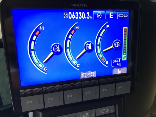 มาใหม่ครับ KOMATSU PC200-8MO สภาพสวยมาก พร้อมใช้งาน  6000 ชั่วโมง(PM7000ชม) ชมรถได้ทุกวัน สนใจติดต่อโดยตรง 081-4283210