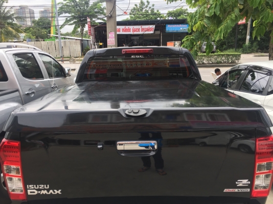 ขายฝาปิดกระบะ ระบบไฟฟ้า เปิดจากในรถได้ ปรับได้3ระดับ สภาพดี ขาย3500 สอบถาม tel;id 0816383886