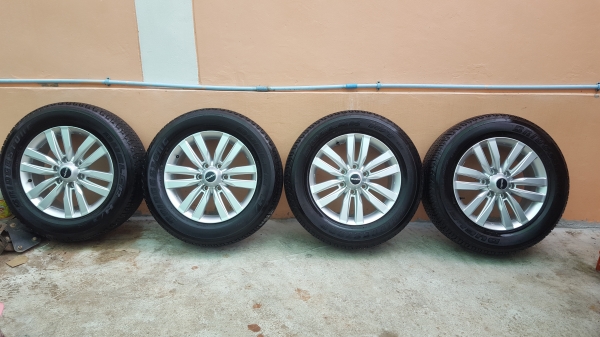 ขายล้อแม็กพร้อมยางถอด อีซูซุ mu x ป้ายแดง