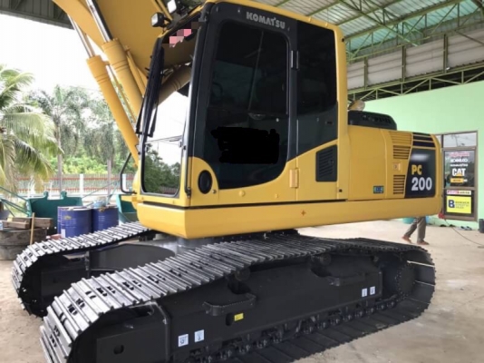 ขายด่วน!! Komatsu PC200-8MO สภาพสวยค่ะ