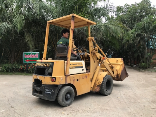 ขายรถตักKOMATSU SG10 ตักคิว เสา3เมตร สวยเดิมจากญี่ปุ่น ยังไม่เคยใช้ในไทย 155,000เท่านั้น!!