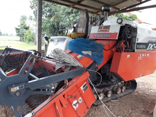 ขายตามสภาพรถเกี่ยว DC 60 รองกระสอบ พร้อมเล่ม