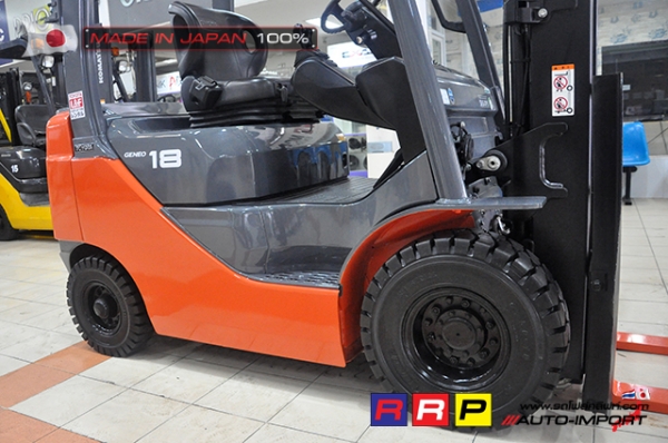 ขายรถโฟล์คลิฟท์มือสอง TOYOTA รุ่น 8FGL18-30498 นำเข้าจากประเทศญี่ปุ่น 100\% ไม่เคยใช้งานในไทย