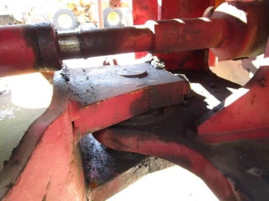 ขายรถตักล้อยาง CATERPILLAR 910F ขั่วโมงน้อย นำเข้าจากญี่ปุ่นพร้อมใช้ครับ สนใจติดต่อ 063-9316985 ID LINE : 0639316985