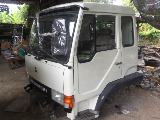 ขาย หัวสิบล้อ MITSUBISHI. เฉินหลง  สวยๆมาแล้ว เบรคทิฟฟี่ มีกันชน ภายในเบาะครบ อุปกรณ์ครบ