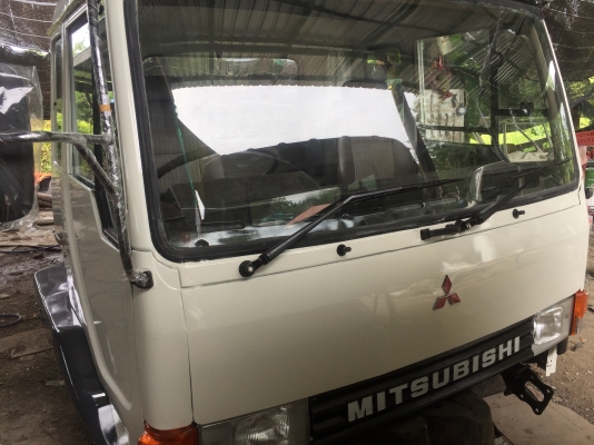 ขาย หัวสิบล้อ MITSUBISHI. เฉินหลง  สวยๆมาแล้ว เบรคทิฟฟี่ มีกันชน ภายในเบาะครบ อุปกรณ์ครบ