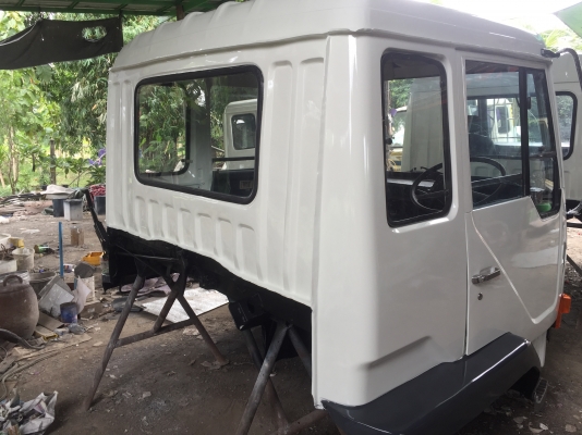 ขาย หัวสิบล้อ MITSUBISHI. เฉินหลง  สวยๆมาแล้ว เบรคทิฟฟี่ มีกันชน ภายในเบาะครบ อุปกรณ์ครบ