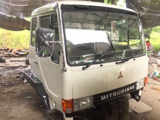 ขาย หัวสิบล้อ MITSUBISHI. เฉินหลง  สวยๆมาแล้ว เบรคทิฟฟี่ มีกันชน ภายในเบาะครบ อุปกรณ์ครบ