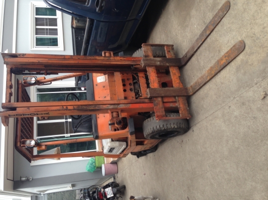 ขายรถโฟลค์ลิฟ โตโยต้า เครื่องเบนซิน 1.5 ตัน