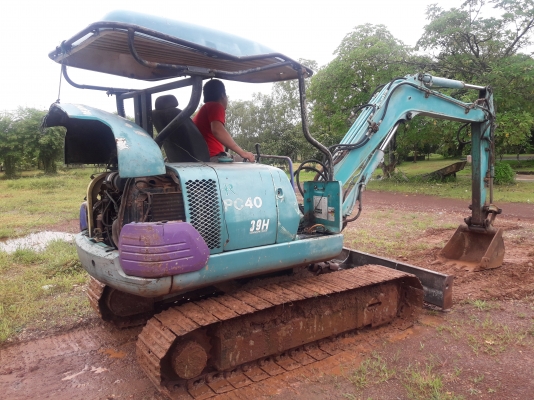 ขายรถแบคโฮ pc40-7