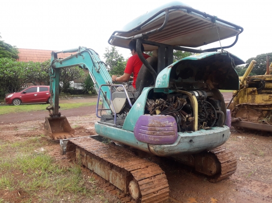 ขายรถแบคโฮ pc40-7
