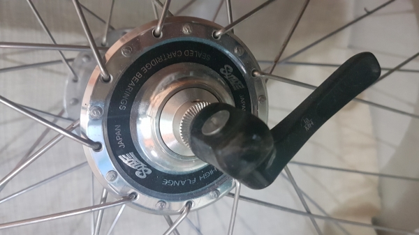 ขายเสือหมอบ araya excella