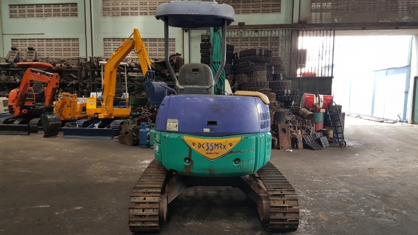 ขาย รถขุด KOMATSU รุ่น PC35MR-1-มือสองญี่ปุ่น แทรกเหล็ก สลัก บูทเอวแน่น 100\% ปั้มนิ้ว คอนโทรลสั้น ทำงานไว สวยพร้อมใช้งาน มือถือ 0818753444