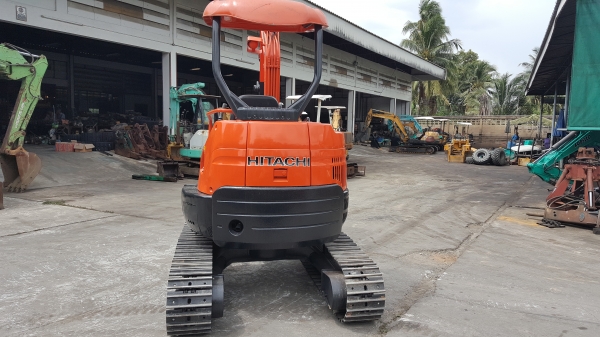 ขาย รถขุด HITACHI รุ่น ZX30 มือสองญี่ปุ่น แทรกเหล็ก สลัก บูทเอวแน่น 100\% ปั้มนิ้ว คอนโทรลสั้น ทำงานไว สวยพร้อมใช้งาน มือถือ 0818753444