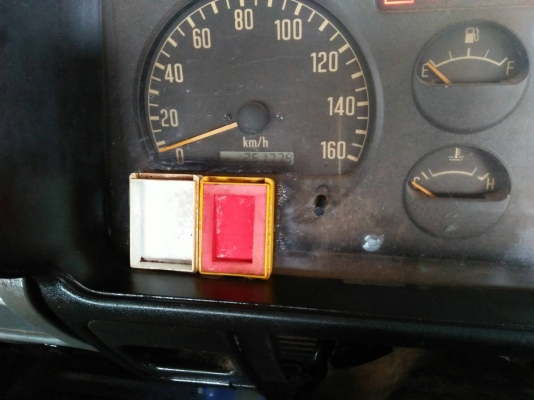 Isuzu NKR130เทอโบ ห้างแท้ปี47 เพาเวอร กะบะยาว4.3ม เล่มพร้อมโอน