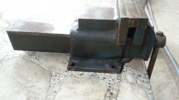 ขาย ปากกา เหล็กเหนียว 6 นิ้ว สภาพดี ตัวล่ะ 4,900 พร้อมส่ง