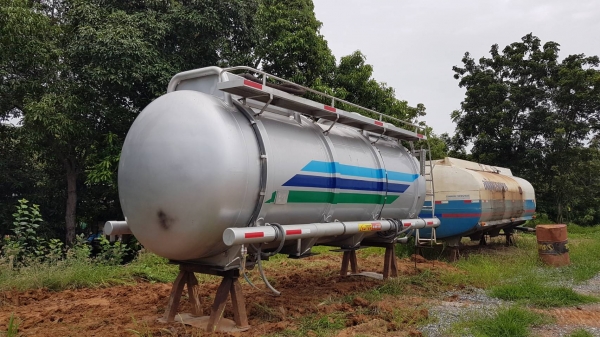 ขาย แทงค์เหล็ก จุ 16000 ลิตร สภาพสวยพร้อมใช้งาน  สนใจติดต่อ ดำสุโขทัย โทร 089-7087998,081-7855503 หรือเยี่ยมชมเว็บไซต์ได้ที่  www.dum-sukhothai.com เรายินดีต้อนรับและให้บริการค่ะ