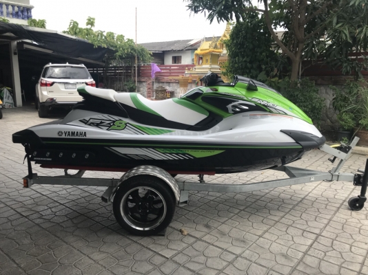 ขาย yamaha FZ-S 1800 Supergharge 2015 375,000- ขาย yamaha FZ-S 1800 Supergharge 2015 375,000-