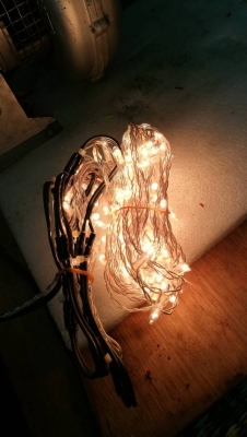 150 บ.ส่งถึงบ้านฟรีโทร 083-2000058 LINE ID: line832923 ชุดหลอดไฟประดับใช้ไฟ 24V. สีขาวออกขุ่น 50 ดวง