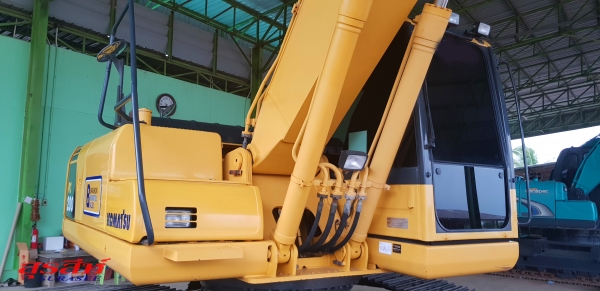 ขายรถแบคโฮ KOMATSU PC200-8MO ใช้งานเพียง 6 พันชั่วโมง (PM 7,000) สภาพนางฟ้า ทำงานสมบูรณ์ทุกระบบ
