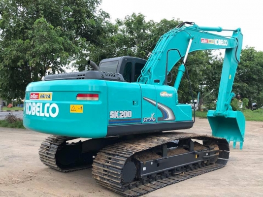 ขายรถแบคโฮ KOBELCO SK200-8 Yn12 SuperXM ใช้งาน 6 พันชั่วโมง สภาพนางฟ้า ขายรถแบคโฮ KOBELCO SK200-8 Yn12 SuperXM ใช้งาน 6 พันชั่วโมง สภาพนางฟ้า