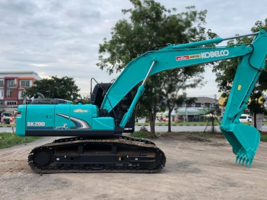ขายรถแบคโฮ KOBELCO SK200-8 Yn12 SuperXM ใช้งาน 6 พันชั่วโมง สภาพนางฟ้า ขายรถแบคโฮ KOBELCO SK200-8 Yn12 SuperXM ใช้งาน 6 พันชั่วโมง สภาพนางฟ้า