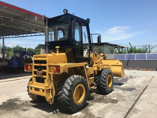 ขายรถตักKOMATSUรุ่น507นำเข้าญี่ปุ่นไม่เคยใช้งานในไทย เอวอ่อน  เครื่องดีเซล4สูบ สภาพดีพร้อมใช้งานขาย490000 081-8302909 จิรโรจน์ Line  :  jiraroj2909